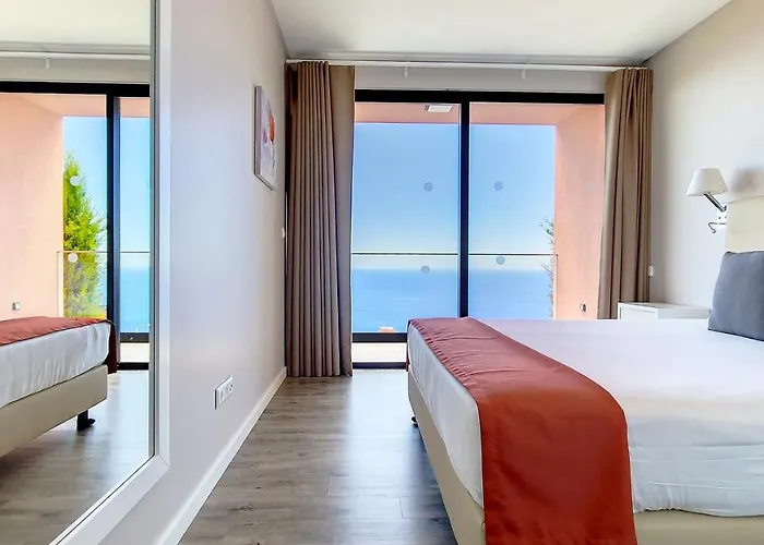 Villa Elisio Do Mar By Lovelystay Prazeres